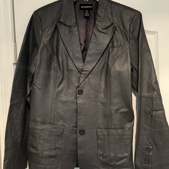 Grey Leather Blazer & Matching Grey Leather Pants Set - Picture 2 of 6